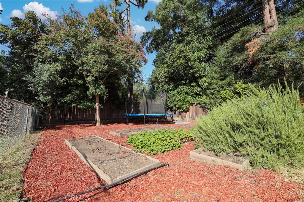 2586 El Paso Way Chico, CA 95973 - Photo 31 of 38