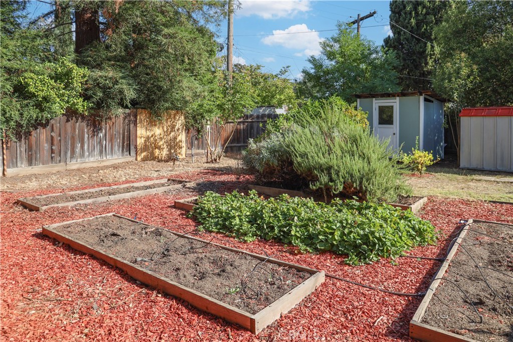 2586 El Paso Way Chico, CA 95973 - Photo 32 of 38