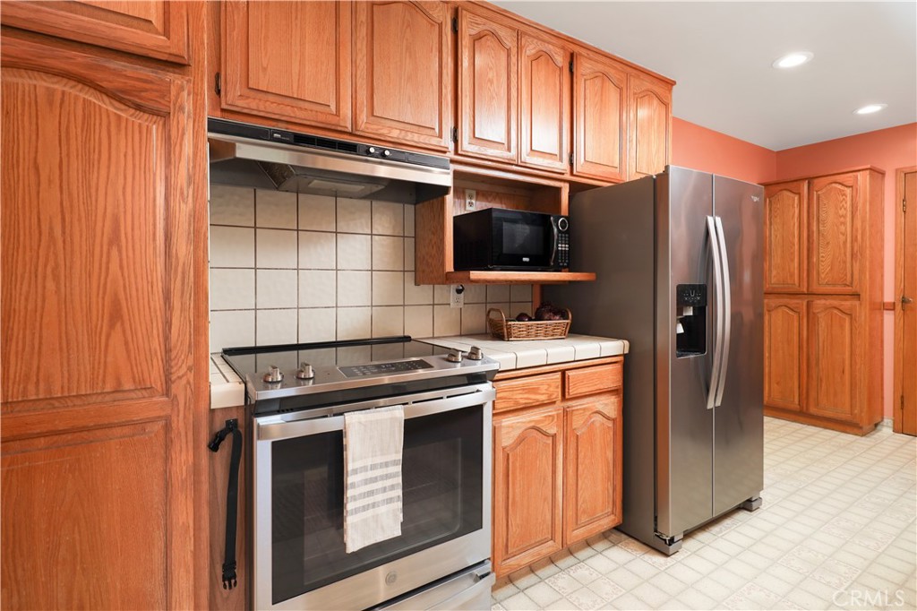 2586 El Paso Way Chico, CA 95973 - Photo 9 of 38