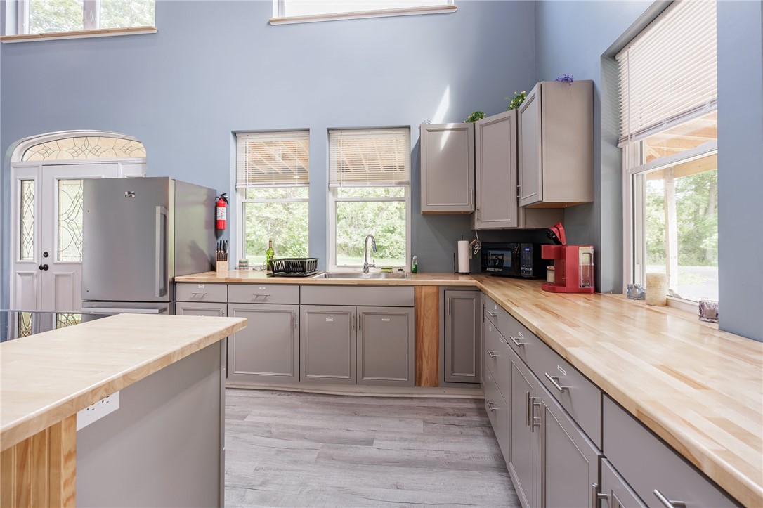 7160 Eelpot Road Naples, NY 14512 - Photo 32 of 37