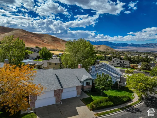 $375,000 | 524 Oak Lane, Unit 3, Tooele, UT 84074