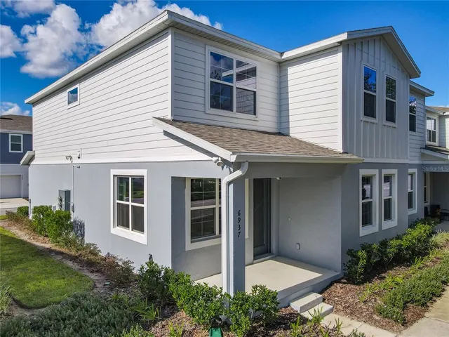 $359,995 | 6937 Five Oaks Drive, Harmony, FL 34773