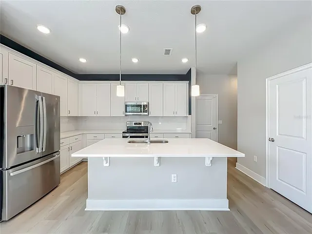 $359,995 | 6937 Five Oaks Drive, Harmony, FL 34773