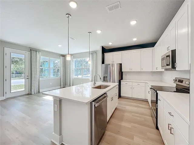 $359,995 | 6937 Five Oaks Drive, Harmony, FL 34773