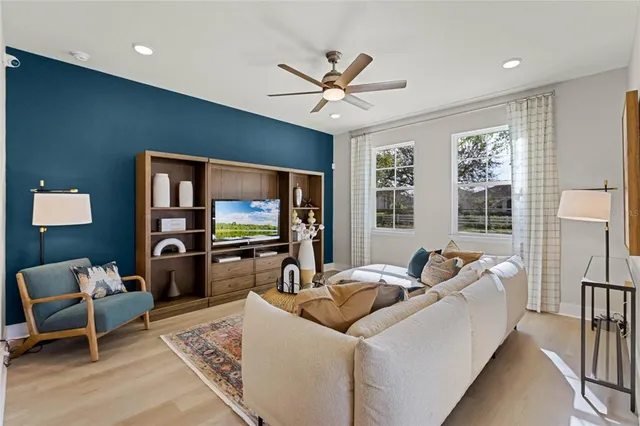 $359,995 | 6937 Five Oaks Drive, Harmony, FL 34773