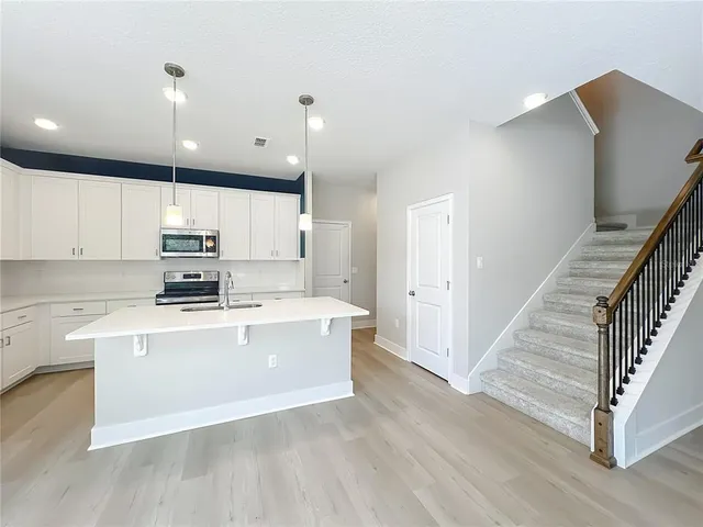 $359,995 | 6937 Five Oaks Drive, Harmony, FL 34773