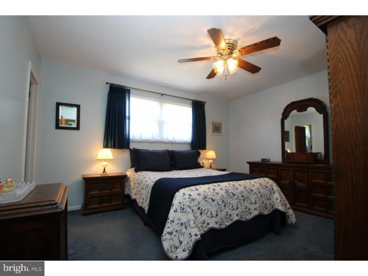 3811 Brookview Road Philadelphia, PA 19154 - Photo 16 of 25 Master Bedroom