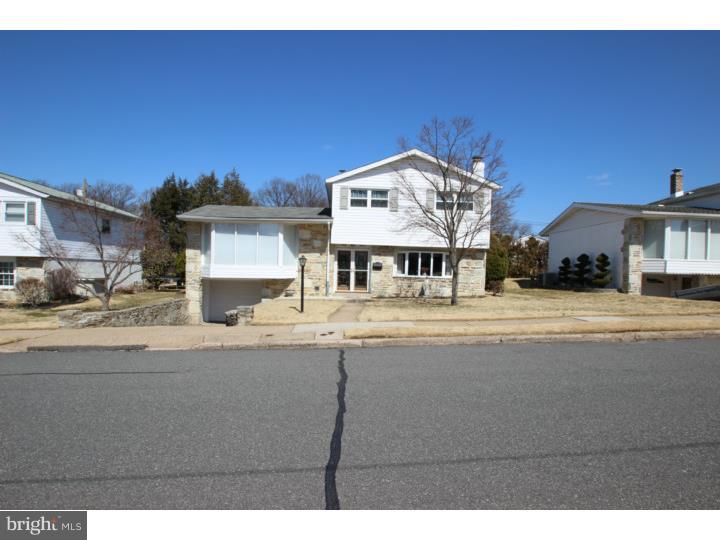 3811 Brookview Road Philadelphia, PA 19154 - Photo 4 of 25 Exterior Front