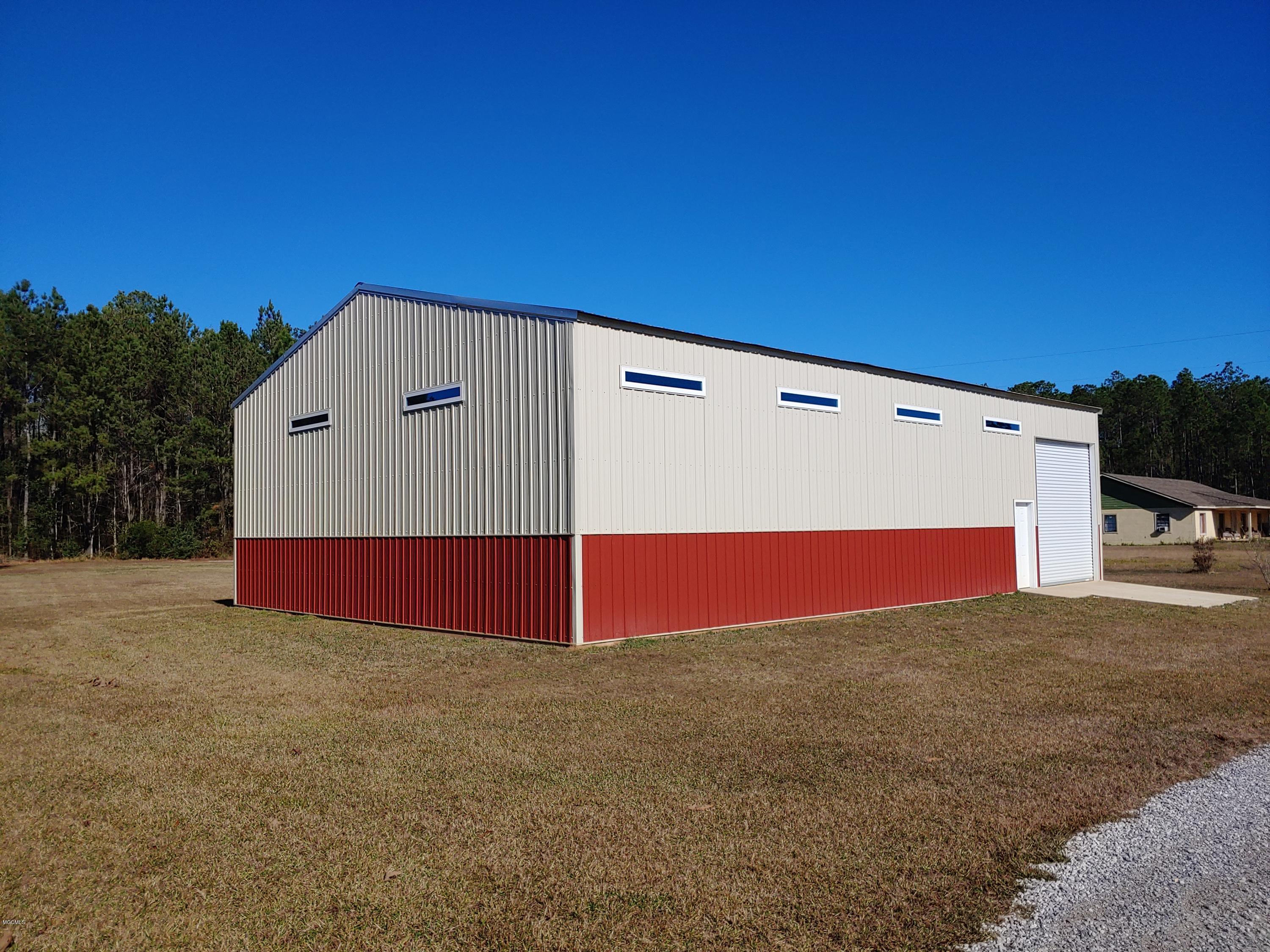 3701 Roberts Road Moss Point, MS 39562 - Photo 14 of 36 0106201304_HDR