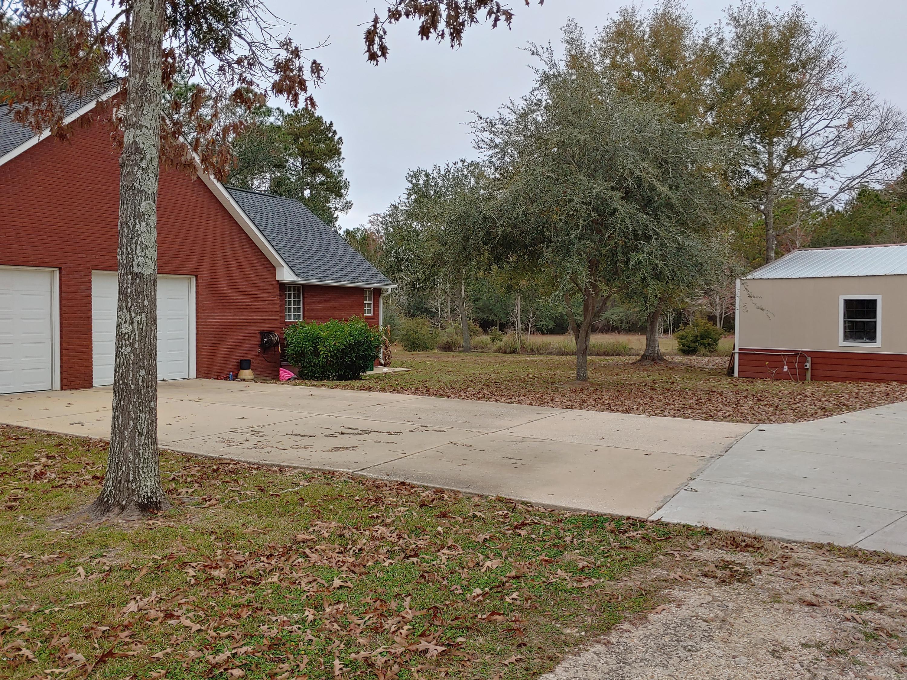 3701 Roberts Road Moss Point, MS 39562 - Photo 4 of 36 1207191305a_HDR