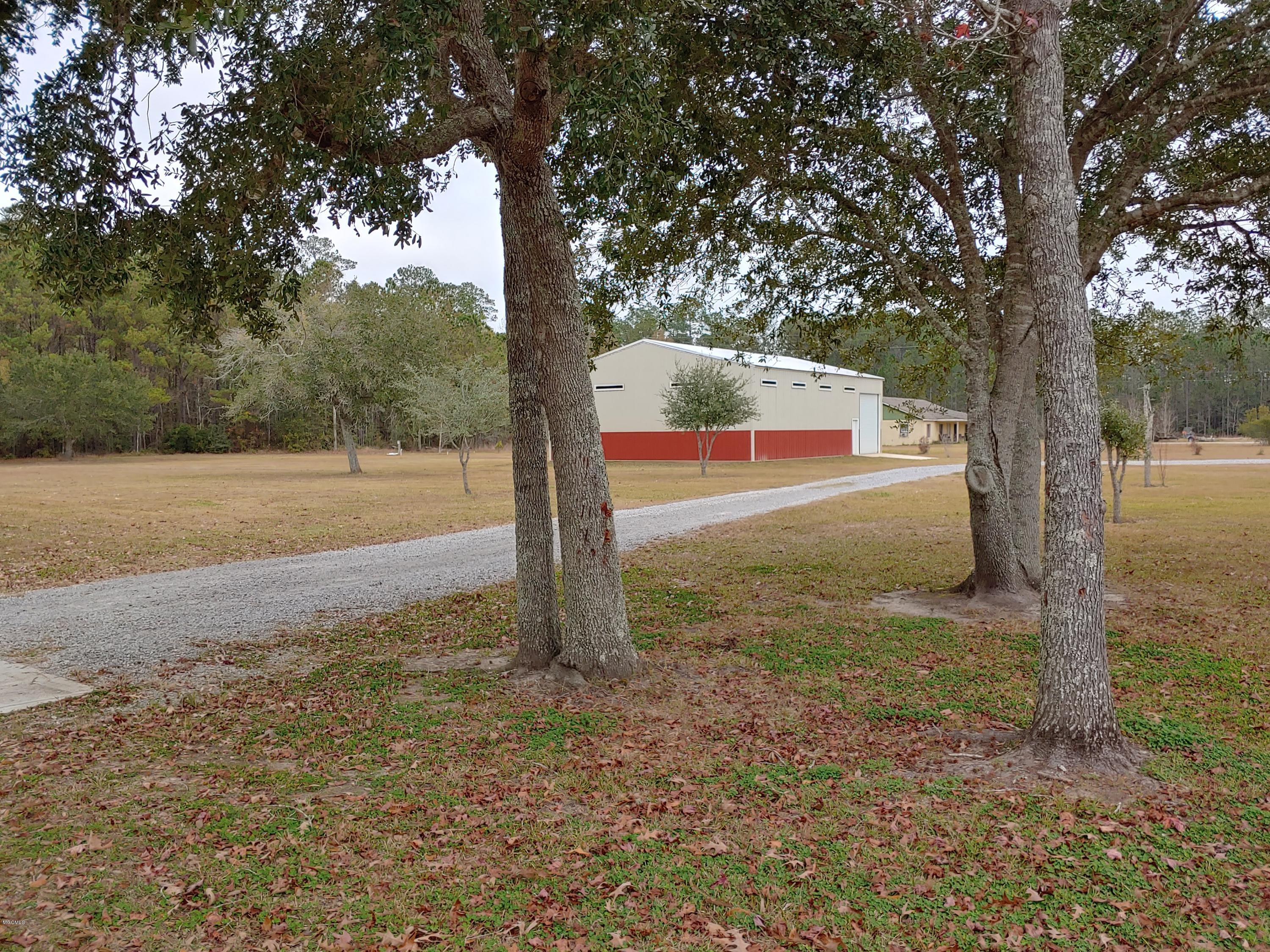 3701 Roberts Road Moss Point, MS 39562 - Photo 6 of 36 1207191305c_HDR