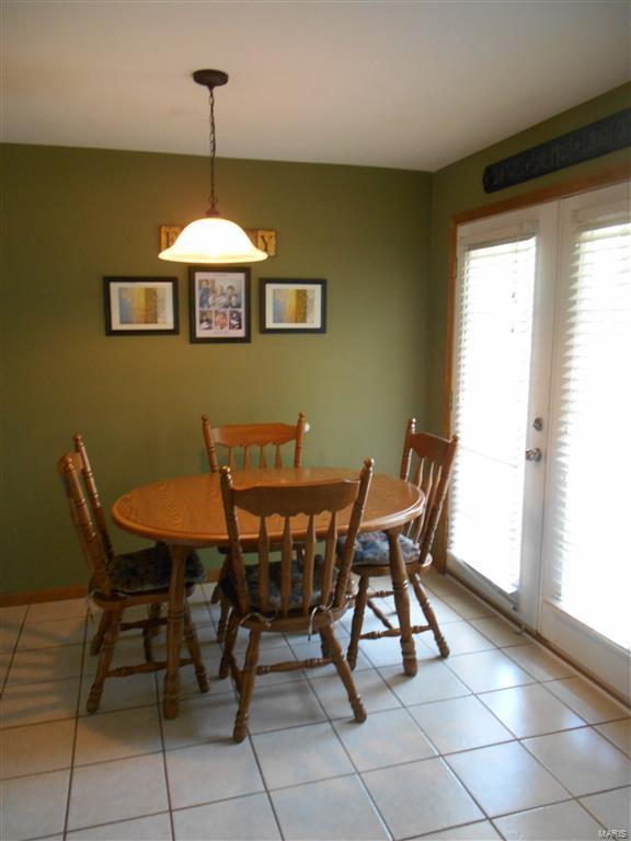 2534 Pontoon Road Granite City, IL 62040 - Photo 5 of 16 Gallery Image 5