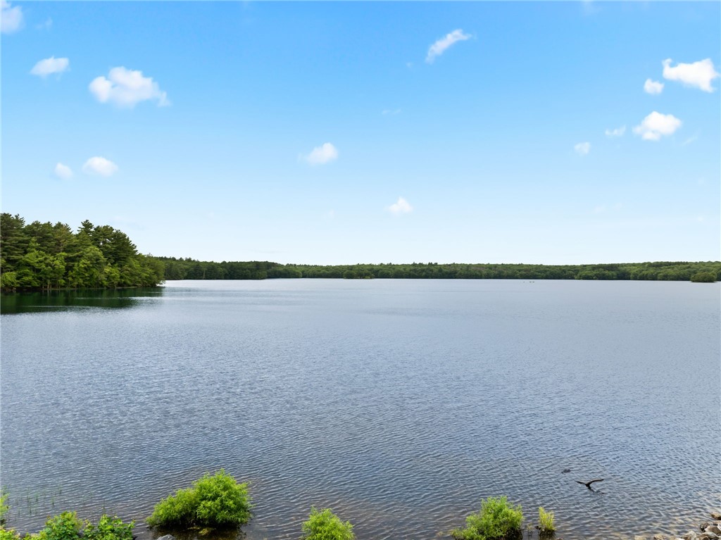 235 West Reservoir Road Pascoag, RI 02859 - Photo 9 of 16