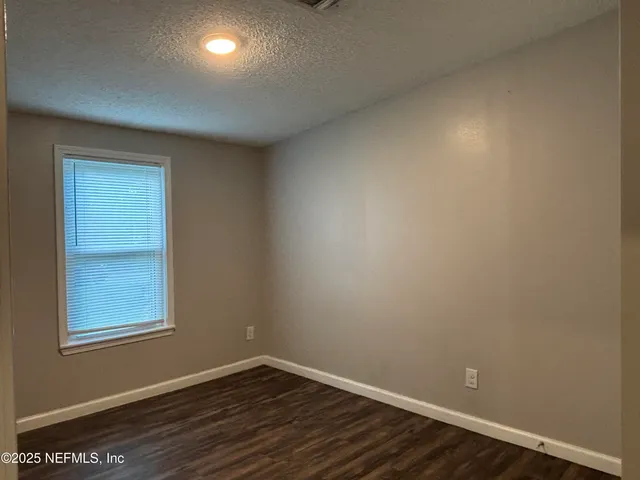 $1,850 | 1033 Village Green Drive, Jacksonville, FL 32234