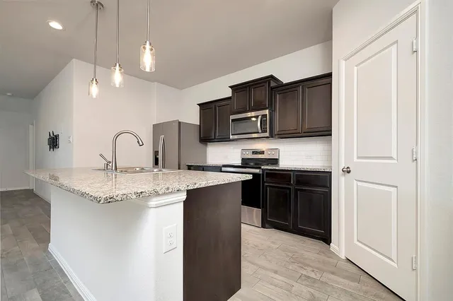 $2,390 | 9128 High Stirrup Lane, Fort Worth, TX 76131