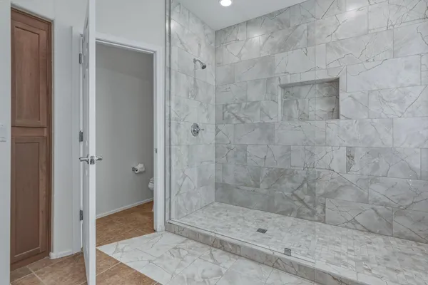 $2,500 | 5111 West El Cortez Trail, Phoenix, AZ 85083