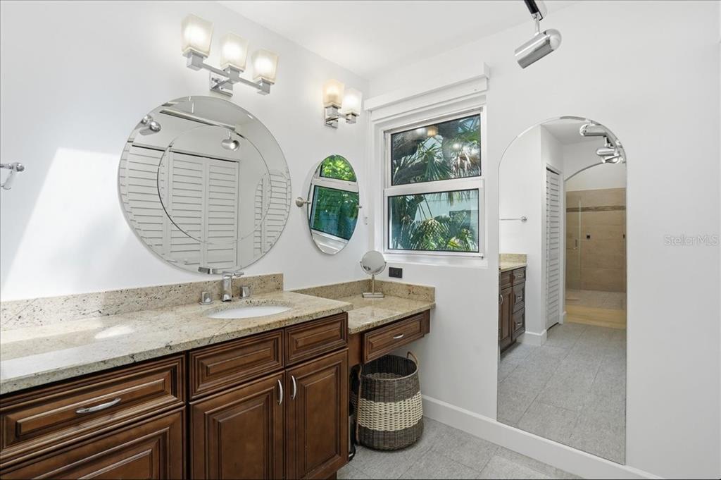 3481 Bayou Sound Longboat Key, FL 34228 - Photo 33 of 79