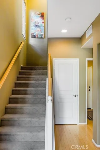 $4,300 | 209 Tall Oak, Irvine, CA 92603