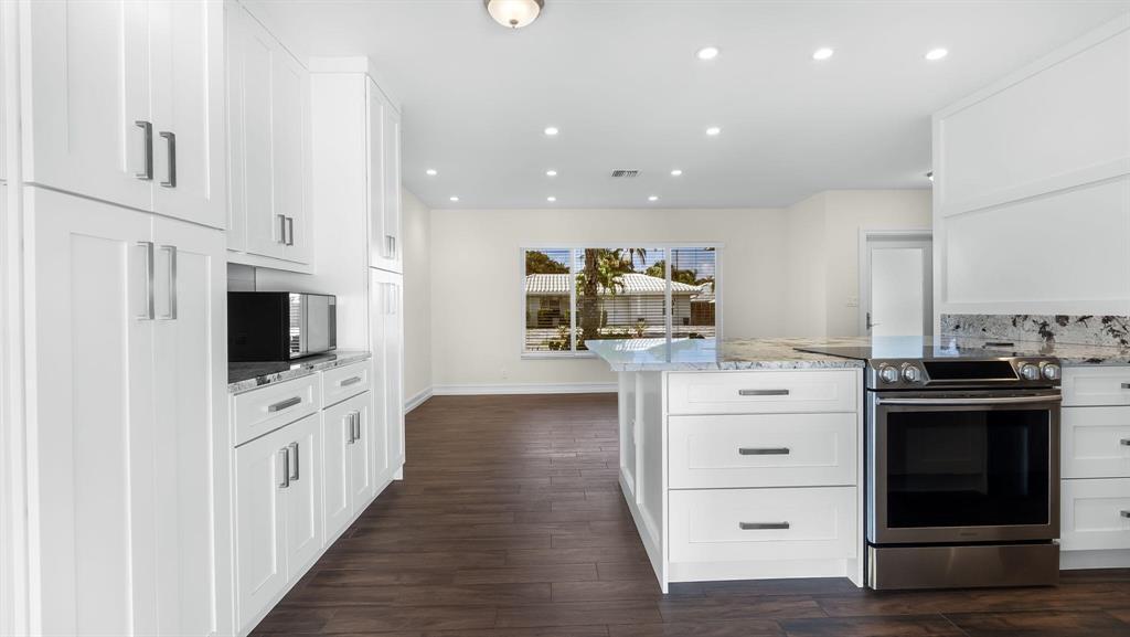 1041 Southwest 4th Street Boca Raton, FL 33486 - Photo 11 of 26 GetMedia (7)
