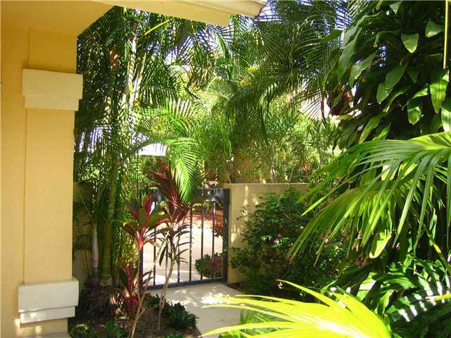 162 Ocean Pines Terrace Jupiter, FL 33477 - Photo 4 of 20 162 OCEAN PINES EXTERIOR1