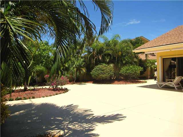 162 Ocean Pines Terrace Jupiter, FL 33477 - Photo 6 of 20 162 OCEAN PINES EXTERIOR3