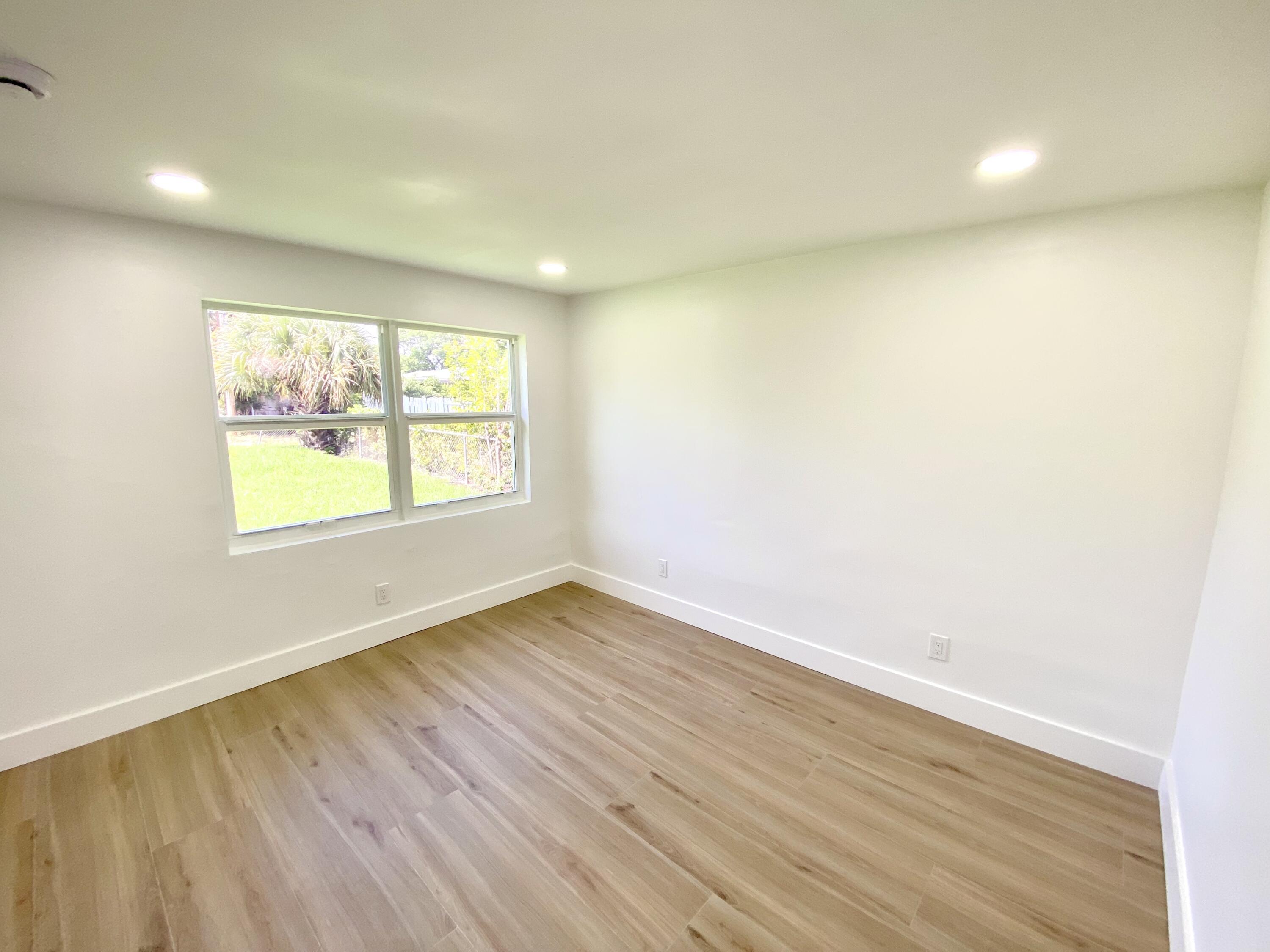 118 Southwest 9th Avenue, Unit RENT TO OWN Delray Beach, FL 33444 - Photo 32 of 45 IMG_9103