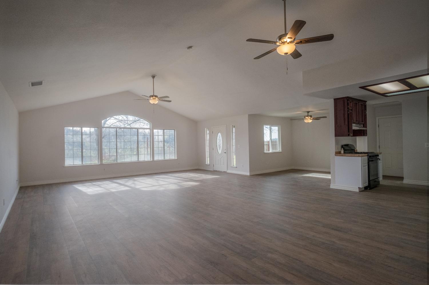 48007 Lazy L Summit Road Coarsegold, CA 93614 - Photo 13 of 32 Gallery Image 13