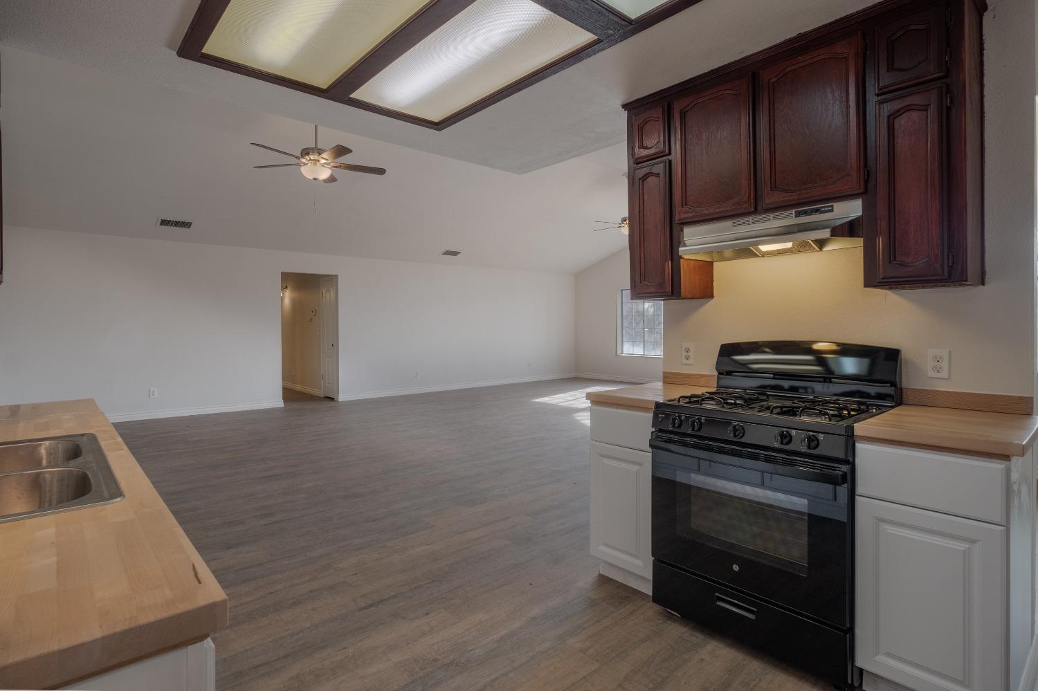 48007 Lazy L Summit Road Coarsegold, CA 93614 - Photo 17 of 32 Gallery Image 17