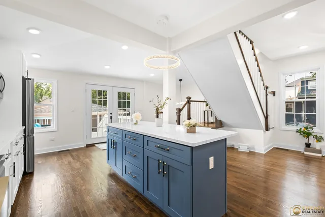 $689,000 | 4656 North Leamington Avenue, Chicago, IL 60630