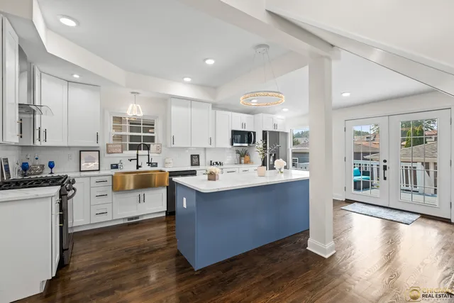 $689,000 | 4656 North Leamington Avenue, Chicago, IL 60630