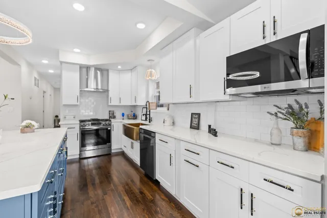 $689,000 | 4656 North Leamington Avenue, Chicago, IL 60630