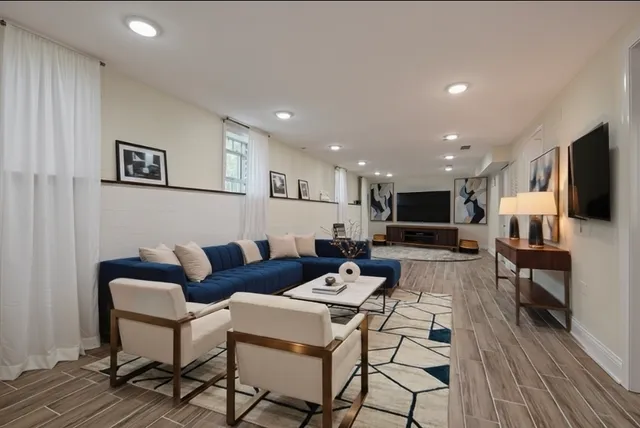 $689,000 | 4656 North Leamington Avenue, Chicago, IL 60630