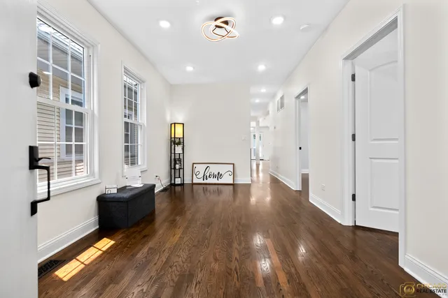 $689,000 | 4656 North Leamington Avenue, Chicago, IL 60630