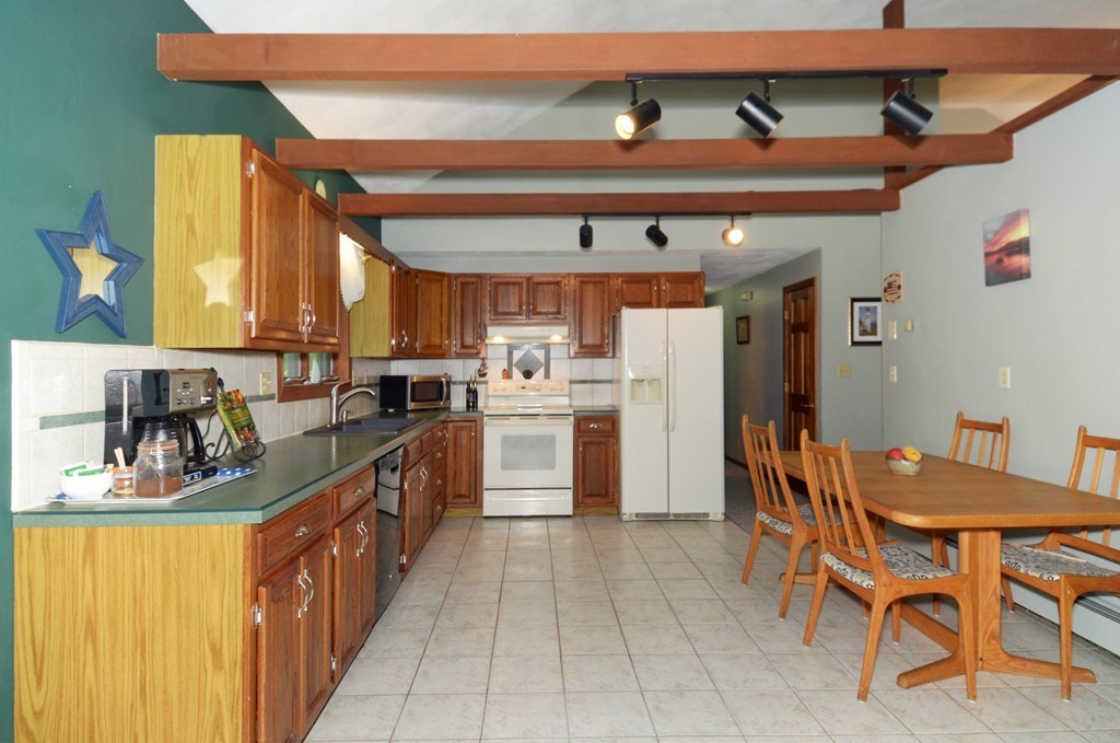 31 Ledgewood Road Wakefield, MA 01880 - Photo 9 of 22 Gallery Image 9