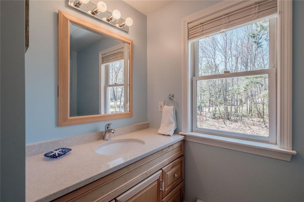 82 Roaring Brook Road Portland, ME 04103 - Photo 19 of 32 Full bath on second floor