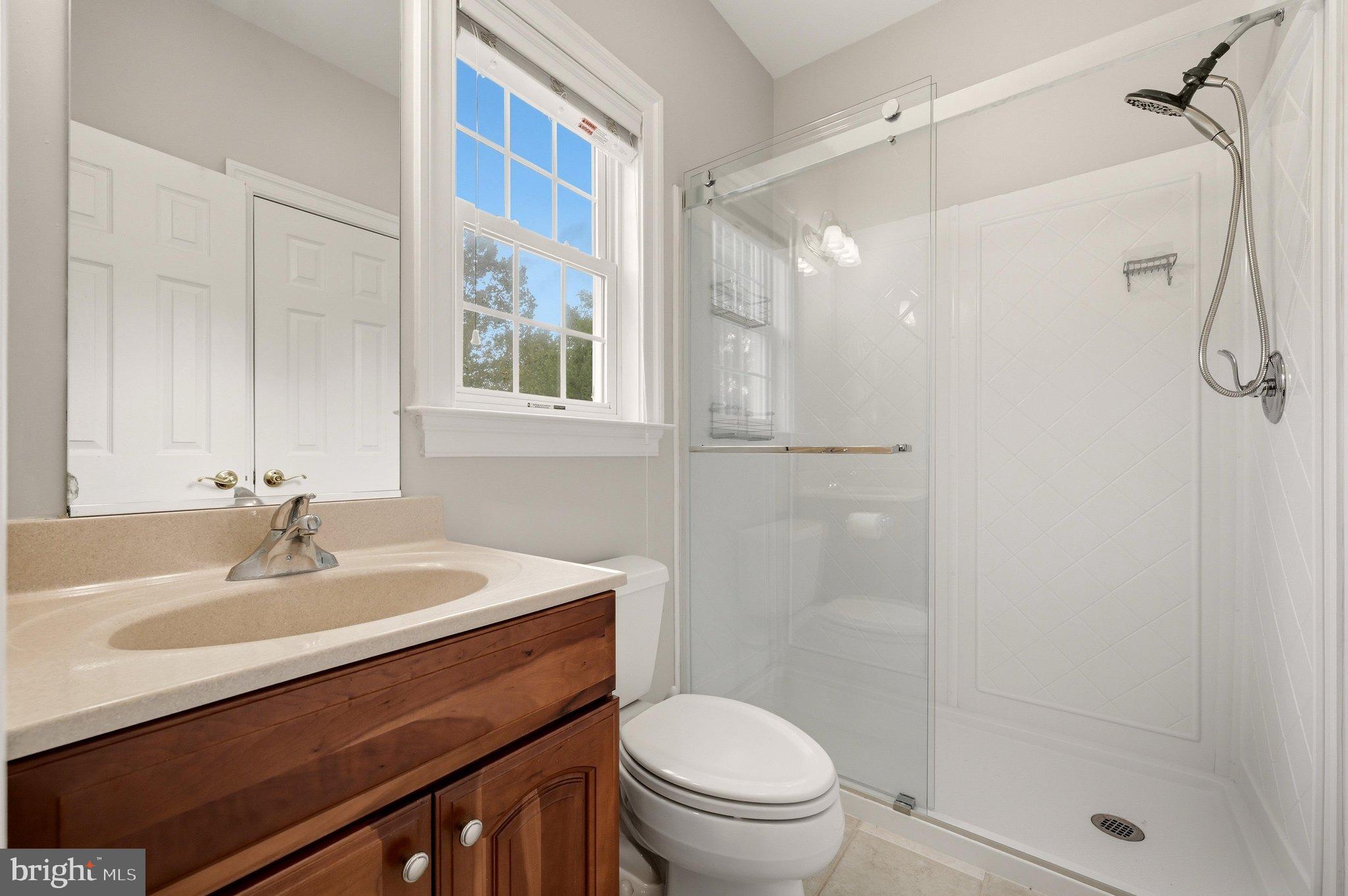 314 Huntersridge Road Winchester, VA 22602 - Photo 26 of 76 Full Bathroom on Main Level