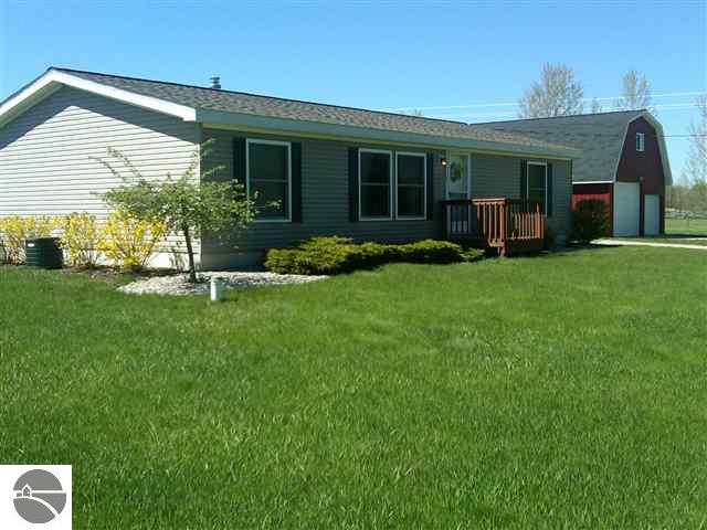 5401 Norton Road Grawn, MI 49637 - Photo 1 of 25 1724439.JPG