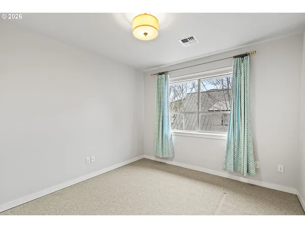 $709,000 | 224 Volunteer Park Lane, Redmond, OR 97756