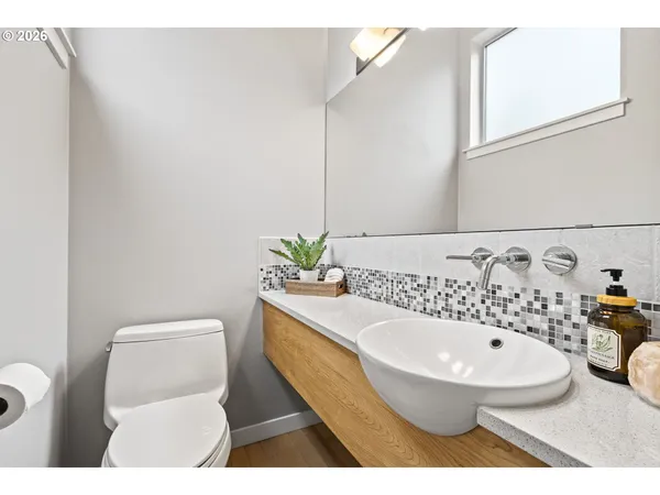 $709,000 | 224 Volunteer Park Lane, Redmond, OR 97756