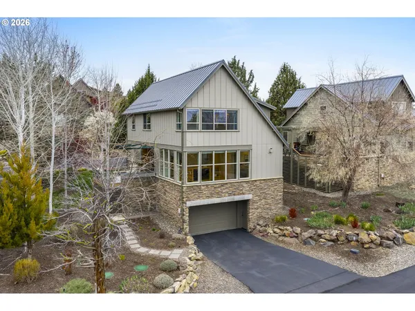 $709,000 | 224 Volunteer Park Lane, Redmond, OR 97756