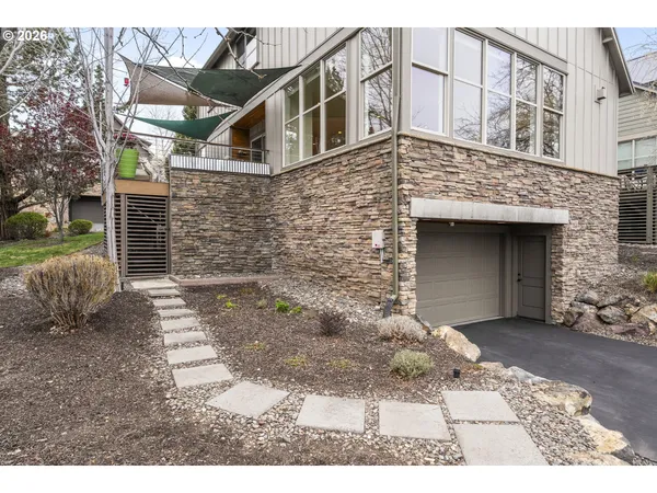 $709,000 | 224 Volunteer Park Lane, Redmond, OR 97756