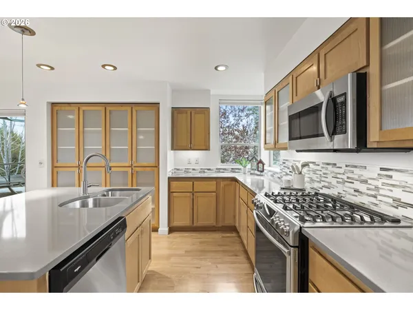 $709,000 | 224 Volunteer Park Lane, Redmond, OR 97756