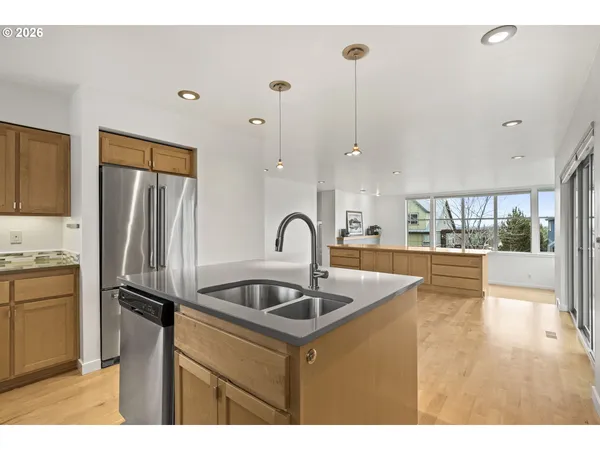 $709,000 | 224 Volunteer Park Lane, Redmond, OR 97756