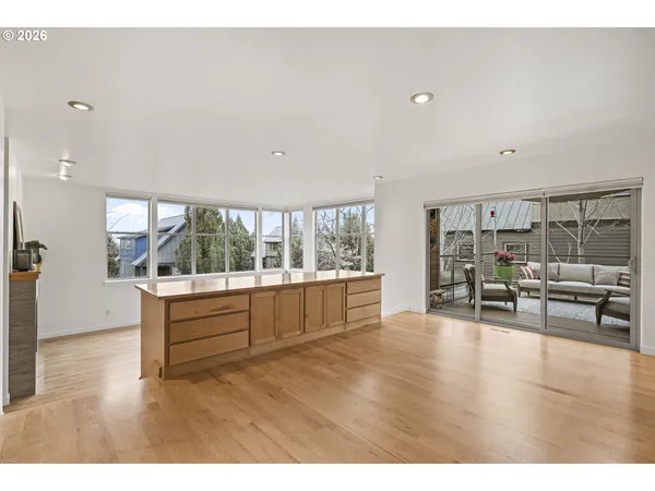 $709,000 | 224 Volunteer Park Lane, Redmond, OR 97756