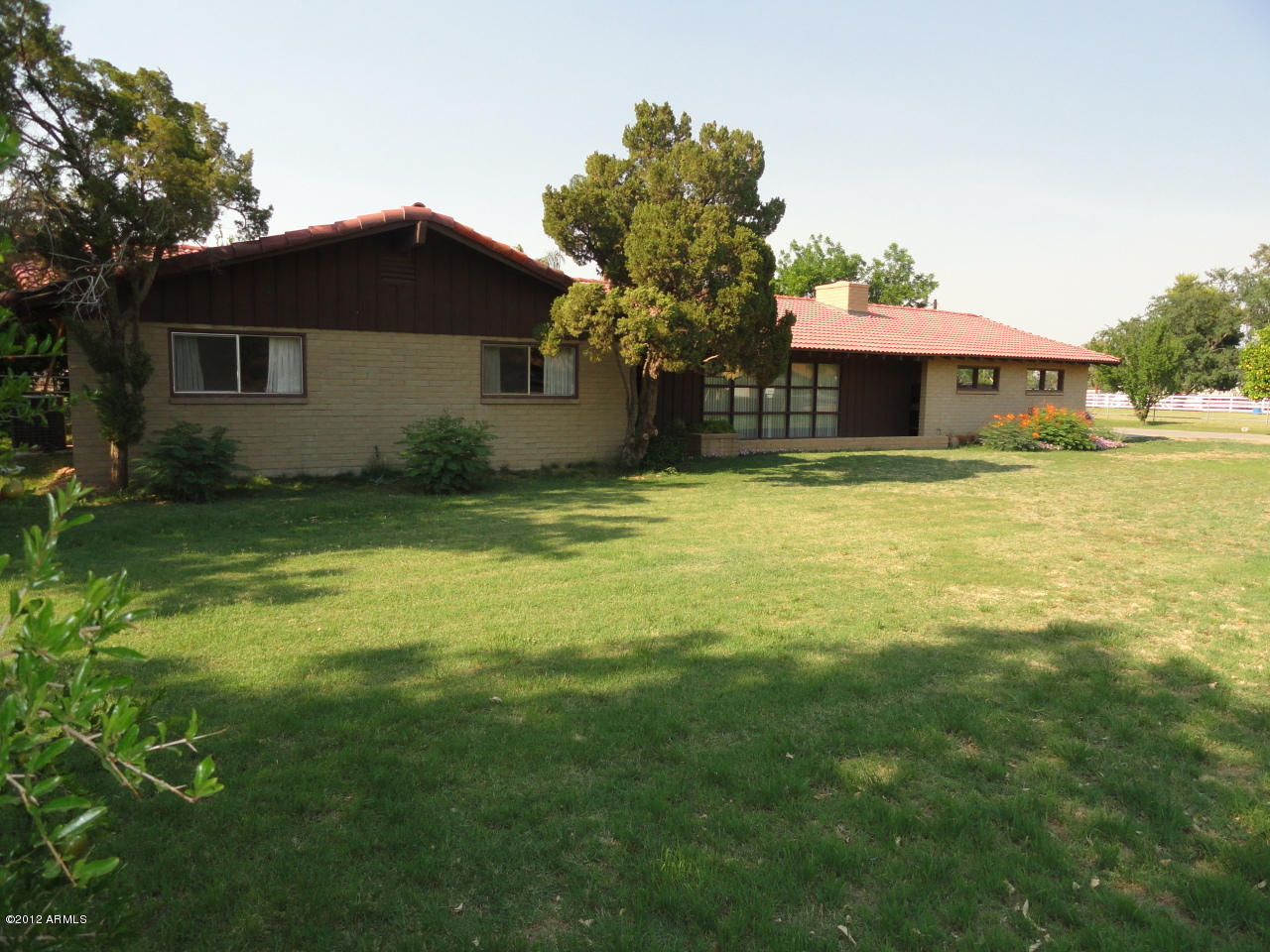610 East Williams Field Road Gilbert, AZ 85295 - Photo 2 of 34 Your Lovely Home!