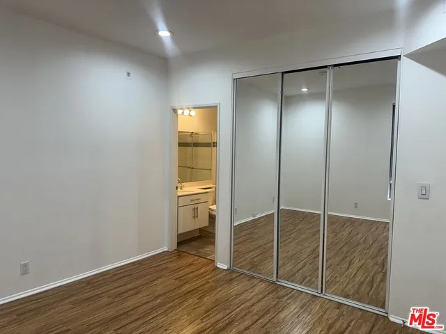 $2,770 | 8614 Burton Way, Unit 205, Los Angeles, CA 90048