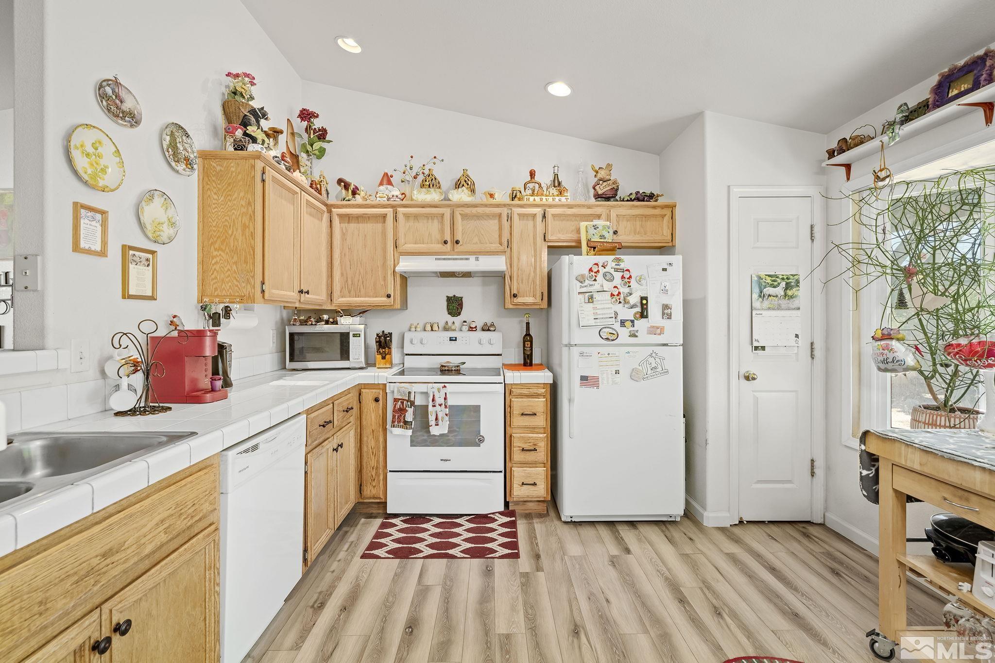 758 Tamsen Road Fernley, NV 89408 - Photo 9 of 25 Photo 9