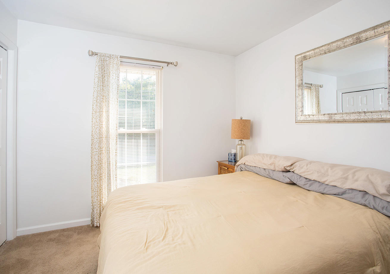 1712 West Ruritan Road Roanoke, VA 24012 - Photo 18 of 37 Bed 1b