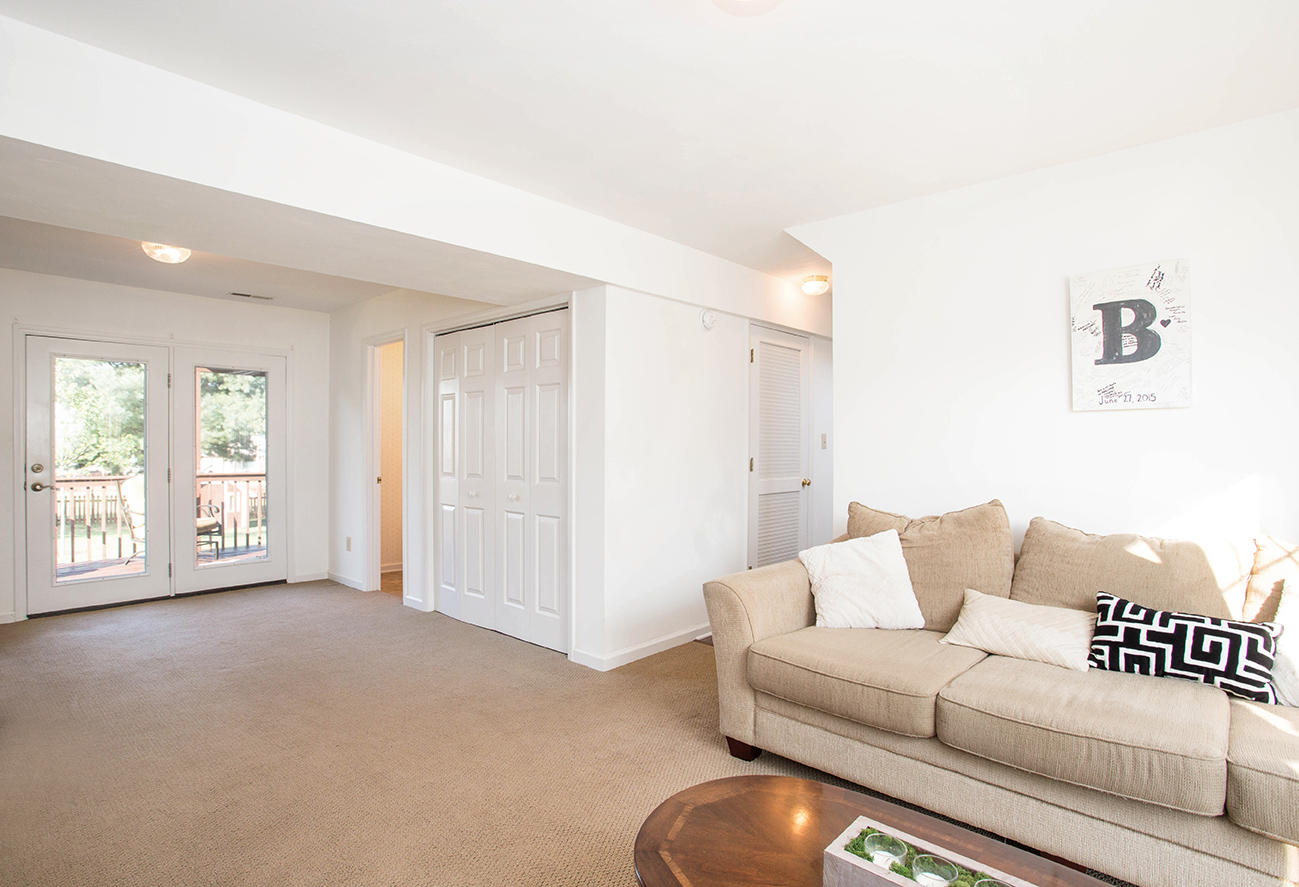 1712 West Ruritan Road Roanoke, VA 24012 - Photo 27 of 37 Fmaily Room 6