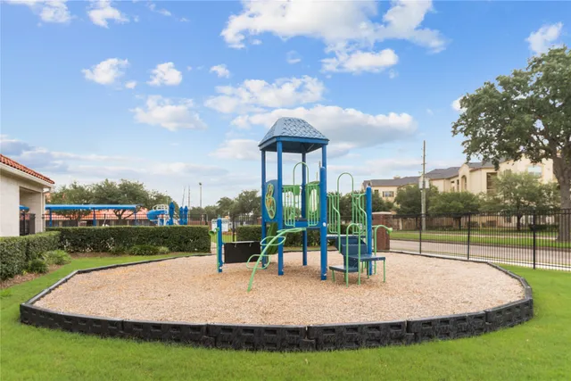 a view of outdoor space